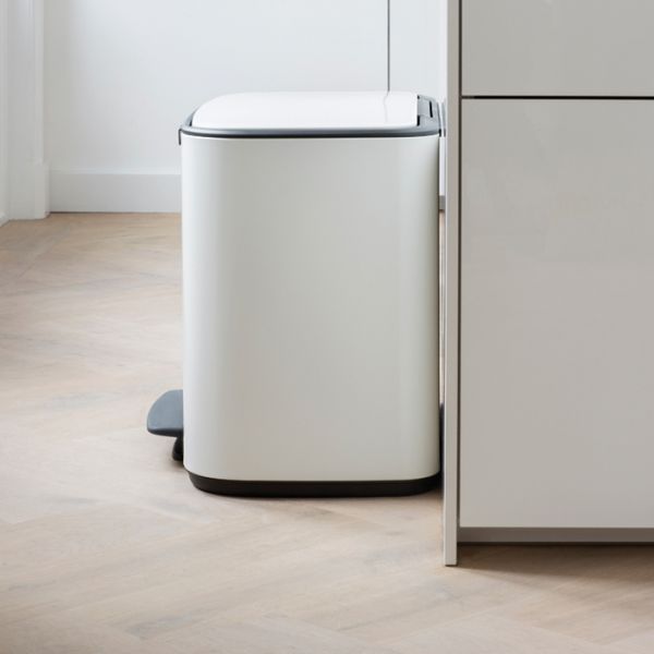 Мусорный бак BO PEDAL BIN 36 л BRABANTIA