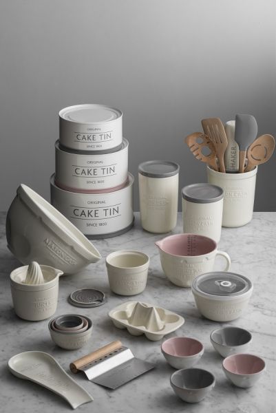 Емкость для хранения чеснока Innovative kitchen с теркой