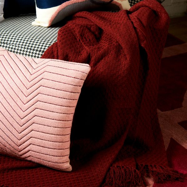 Покрывало вафельное бордового цвета из коллекции Essential 230х250 см