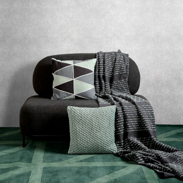 Покрывало из хлопка серого цвета с декоративной строчкой из коллекции Ethnic 180х250 см