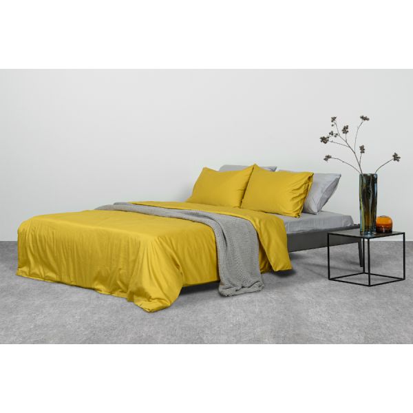 Комплект постельного белья двуспальный из сатина горчичного цвета из коллекции Essential