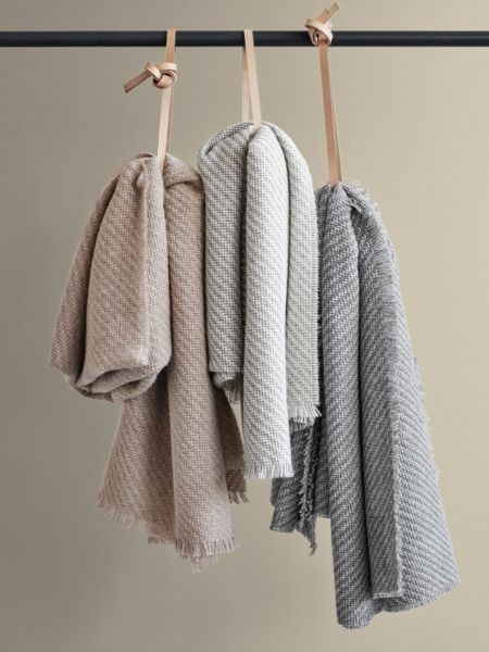 DIAGONAL beige/ latte Плед 130/190 35% альпака + 35% шерсть + 30% микрофибра 790 гр