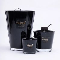 Свеча ароматическая Victoria with Love Glossy black 400гр, выдувное стекло