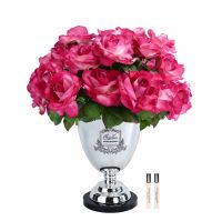Букет роз Signature Rose Bouquet Magenta, ваза металл, основание мрамор, 2 спрея по 10 мл