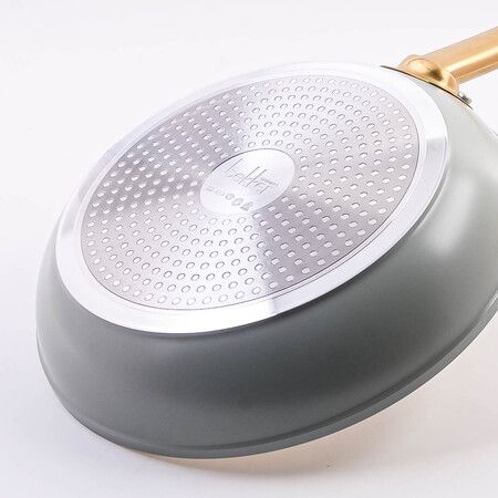 Сковорода мраморная крошка, металлическая ручка 22 см VALENTINA BEKKER 1136-1