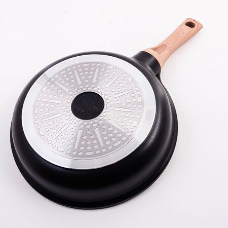 Сковорода 24 см GRACE BEKKER 6363-1