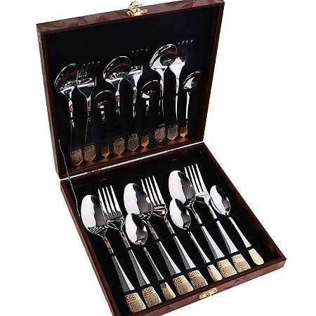 Набор столовых приборов 18 предметов подарочной упаковке Mayer&Boch