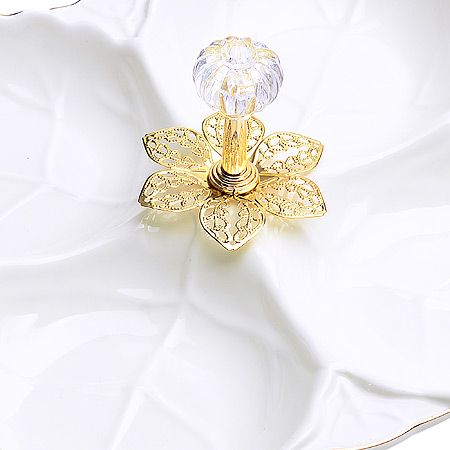 Менажница фарфор 4 секции 27х27х3,5 см LORAINE