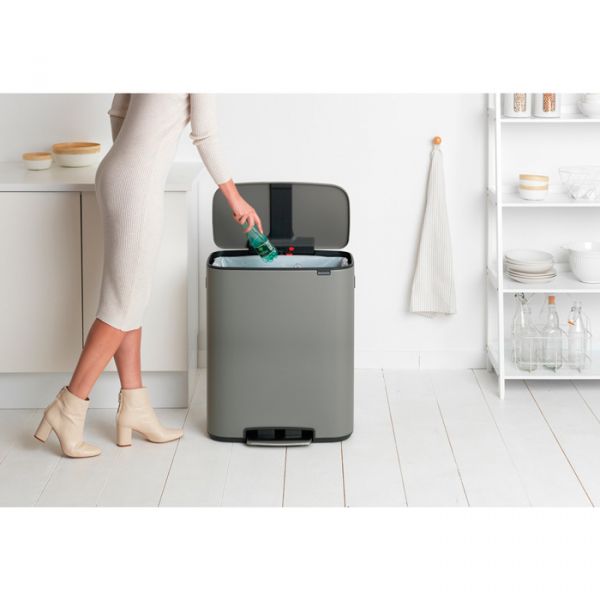 Мусорный бак Brabantia BO PEDAL BIN 60 л цвет минерально-серый 