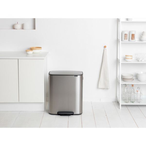 Мусорный бак Brabantia BO PEDAL BIN 60 л цвет стальной матовый 