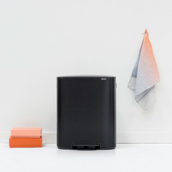 Мусорный бак Brabantia BO PEDAL BIN 2x30 л цвет черный матовый 