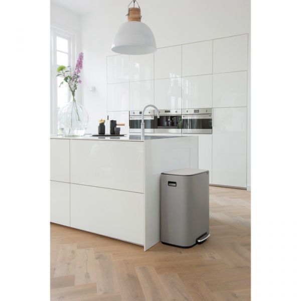 Мусорный бак Brabantia Bo с педалью 2 x 30 л 