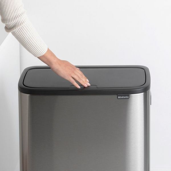 Мусорный бак Brabantia BO TOUCH BIN HI 2x30 л цвет стальной матовый 