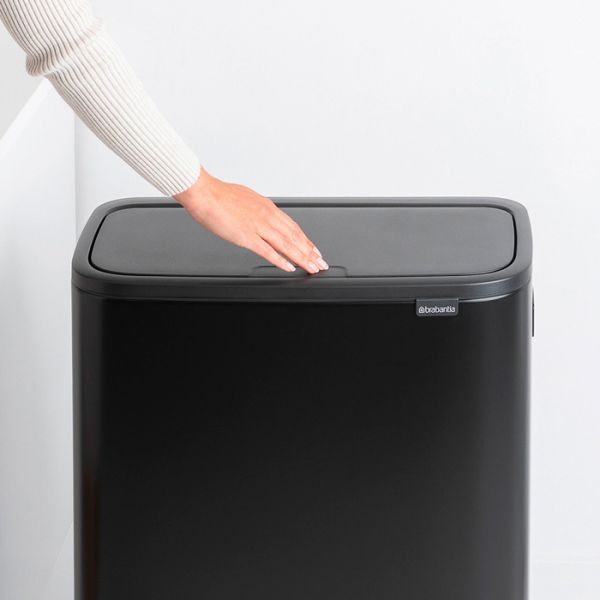 Мусорный бак Brabantia BO TOUCH BIN HI 60 л цвет черный матовый 
