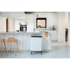 Мусорный бак Brabantia BO TOUCH BIN HI 60 л цвет белый