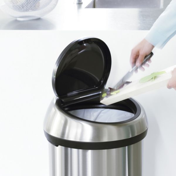 Мусорный бак Brabantia TOUCH BIN 60 л высота 70,4 см диаметр 40 см цвет матовый стальной 