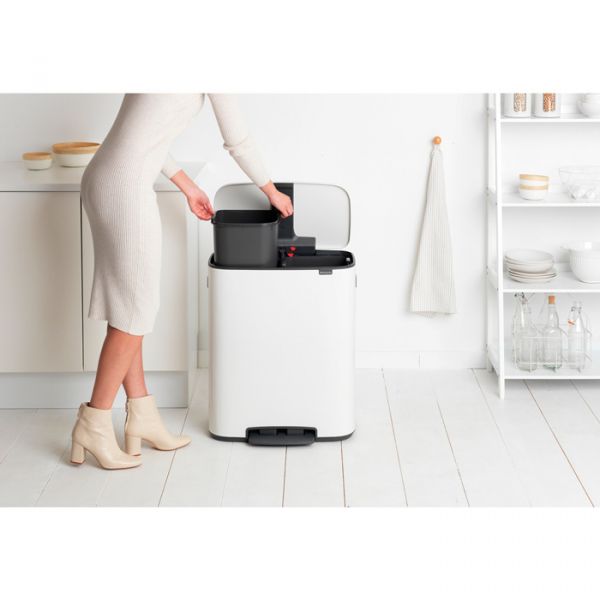 Мусорный бак Brabantia BO PEDAL BIN 2x30 л цвет белый 