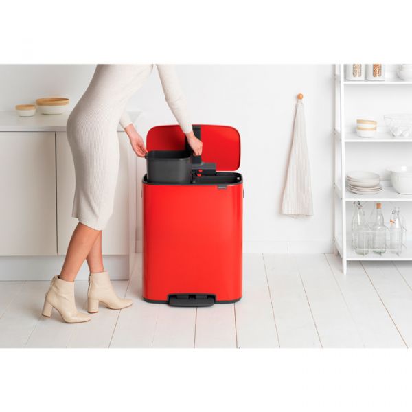 Мусорный бак Brabantia BO PEDAL BIN 2x30 л цвет пламенно-красный 