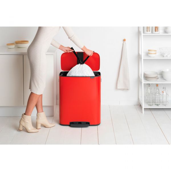 Мусорный бак Brabantia BO PEDAL BIN 60 л цвет пламенно-красный 