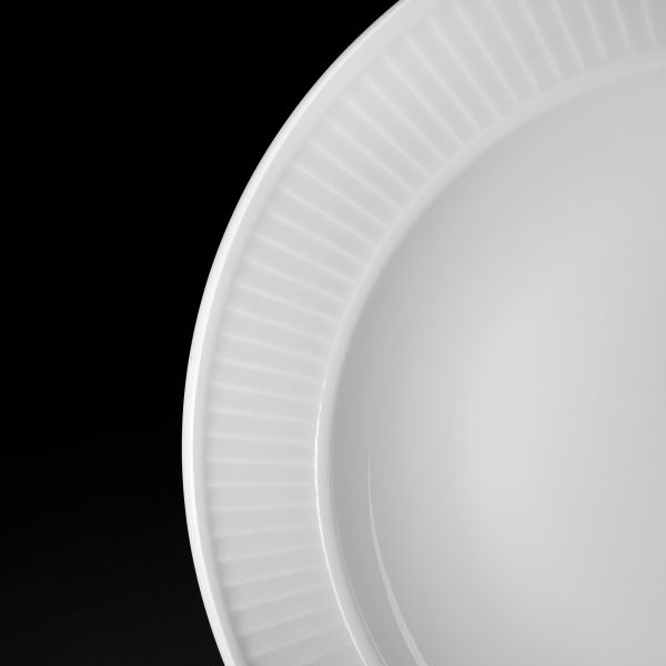 Тарелка суповая 22 см белый фарфор PILLIVUYT Plisse 