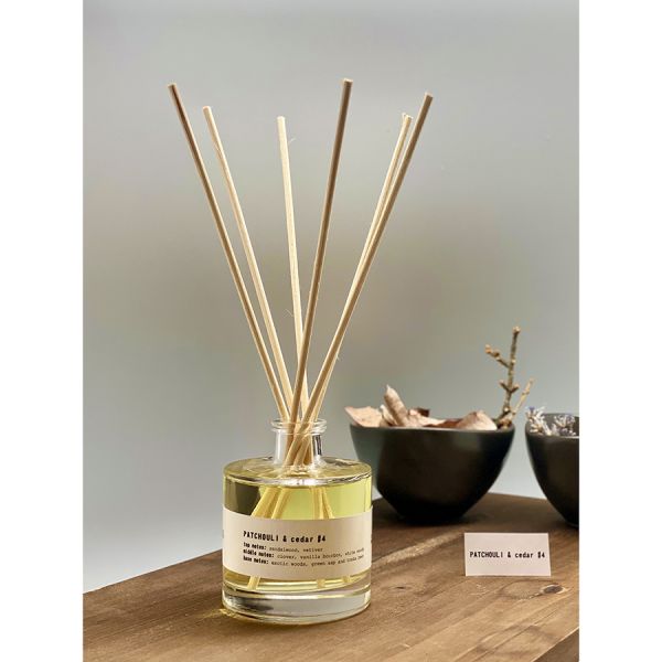 Диффузор ароматический lab co Пачули и кедр 200 мл