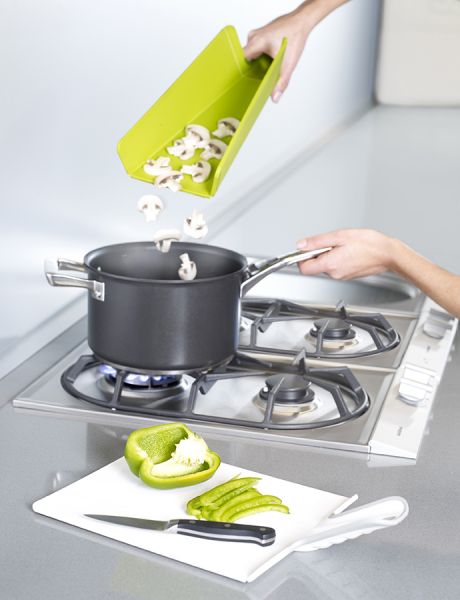 Доска разделочная Chop2Pot™ Plus средняя зеленая