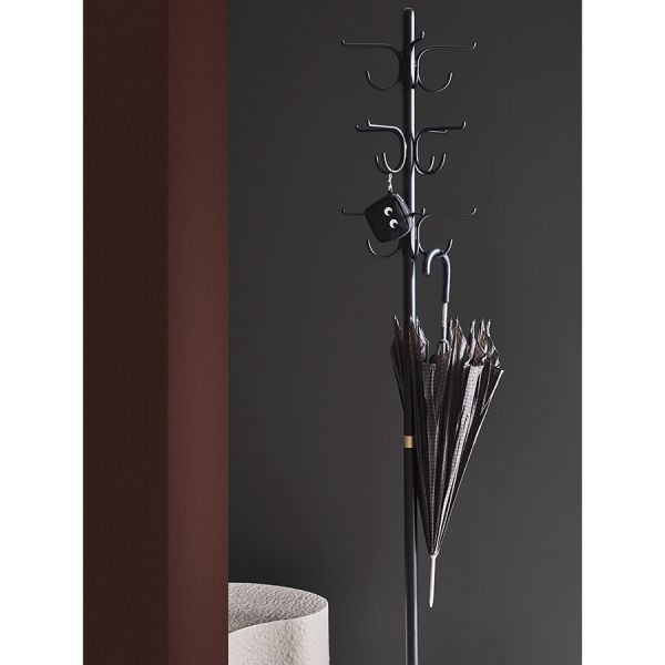 Вешалка напольная mera, черная Latitude