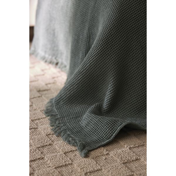 Покрывало вафельное из хлопка цвета шалфея из коллекции essential, 180х250 см Tkano