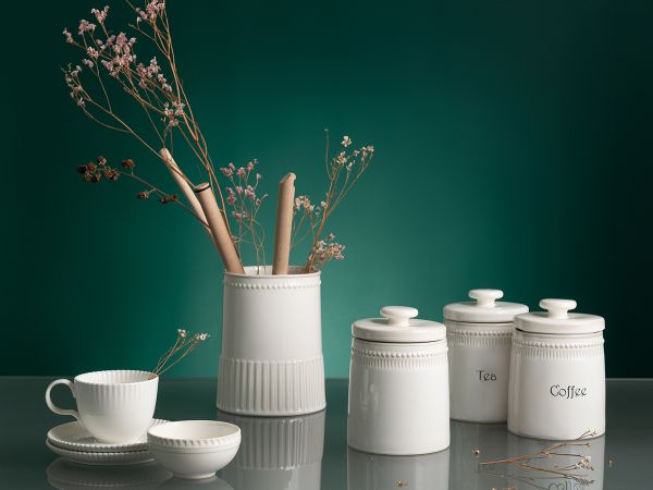 Банка для хранения белого цвета из коллекции kitchen spirit, 820 мл Tkano