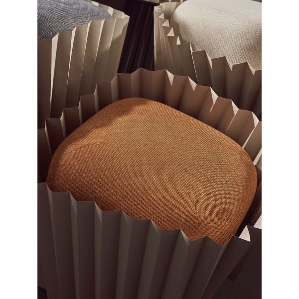 Пуф troffel, оранжевый Latitude