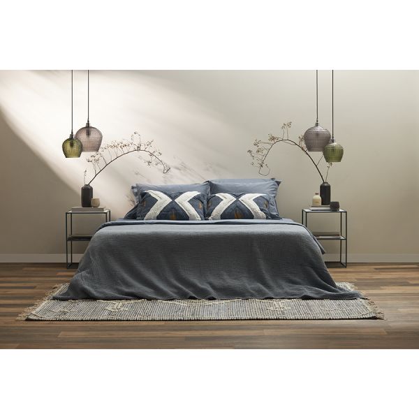 Набор из двух наволочек из сатина джинсово-синего цвета с брашинг-эффектом из коллекции essential Tkano