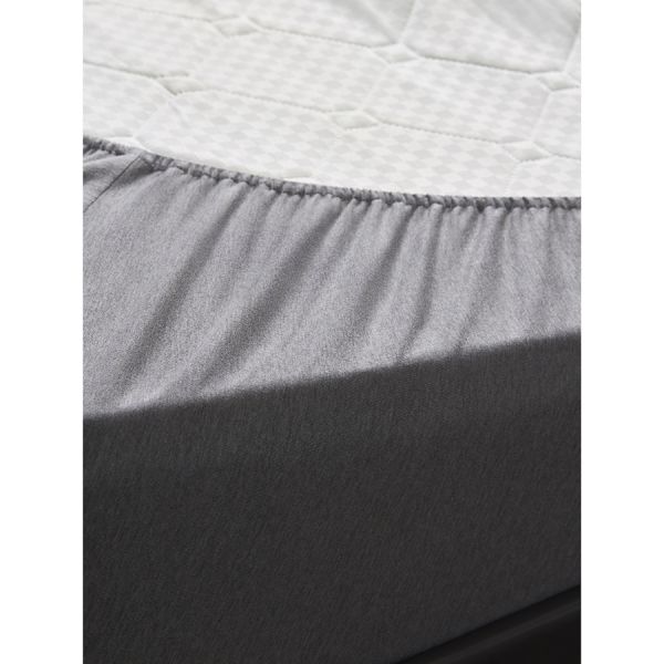 Простыня на резинке из хлопкового трикотажа серого цвета из коллекции essential Tkano