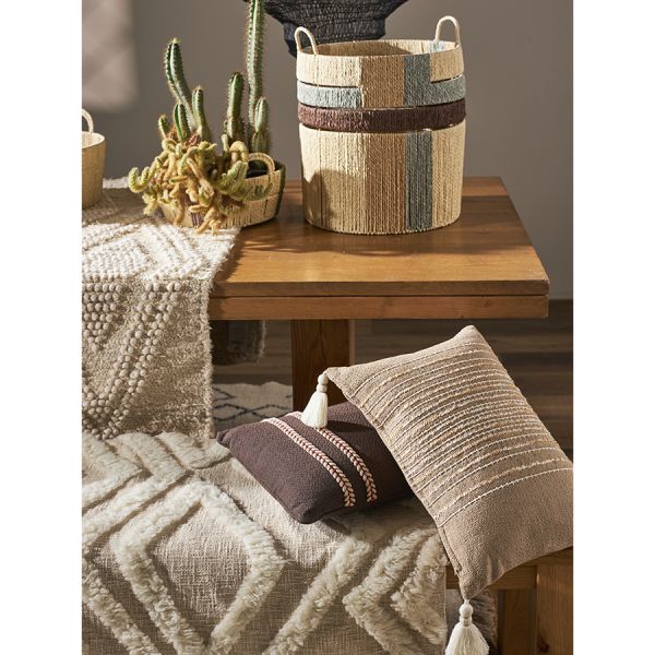 Подушка декоративная базовая flowers серо-бежевого цвета из коллекции ethnic 30х45 см Tkano