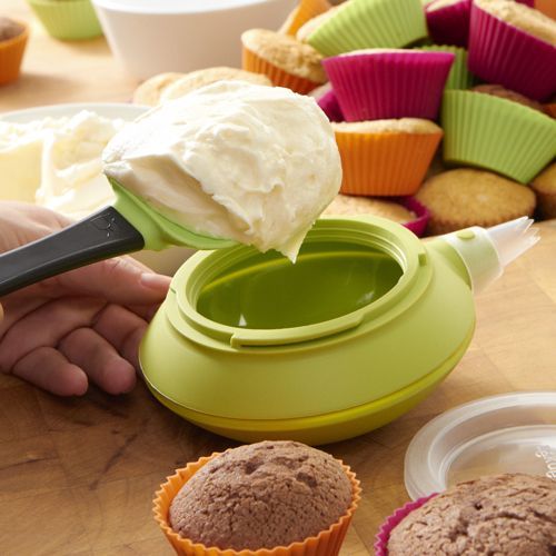 Набор детский Капкейки ( 6 силиконовых формочек для кексов + декоратор декомакс)     (6) (1 200)     3000004SURM017