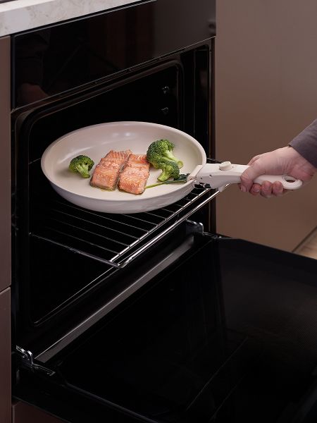 Набор посуды для приготовления со съемной ручкой smart ceramic, 7 предметов, цвета топленого молока Smart Solutions
