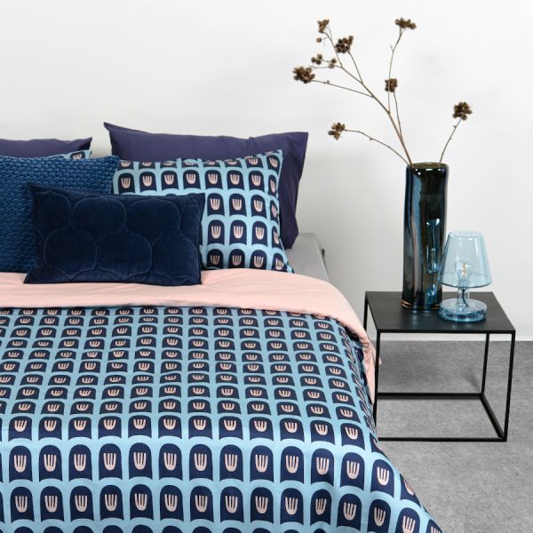 Комплект постельного белья полутораспальный из сатина цвета пыльной розы с принтом blossom time