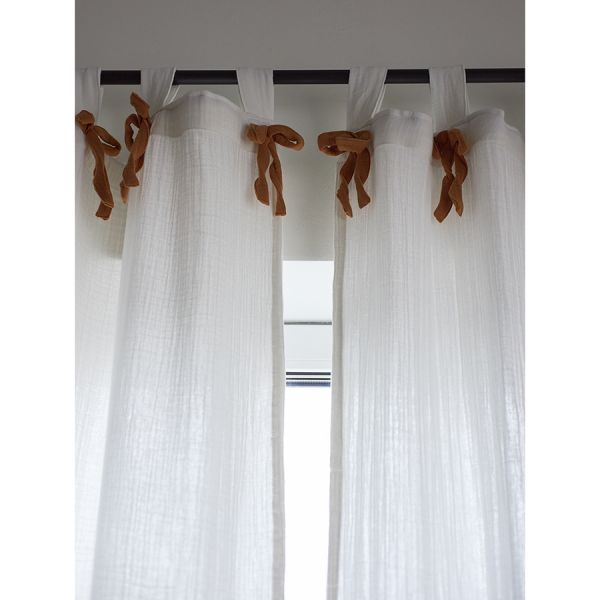 Штора из муслина с декором цвета карри из коллекции essential, 150х290 см Tkano