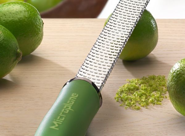 Терка для цедры и сыра MICROPLANE PREMIUM CLASSIC 