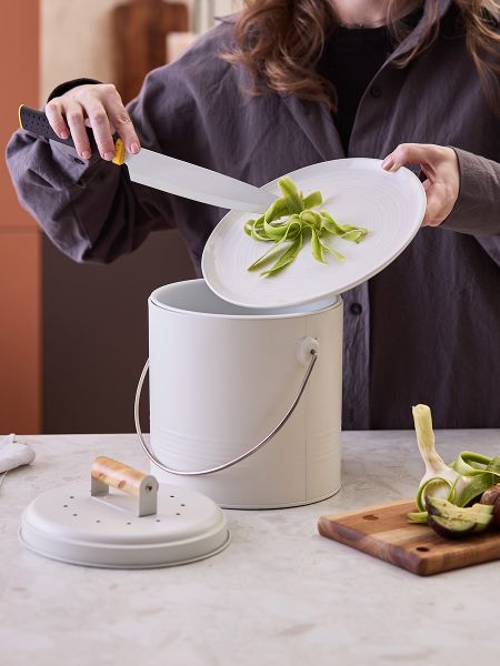 Контейнер для пищевых отходов с фильтром irmel, 3.5 л, молочный Smart Solutions