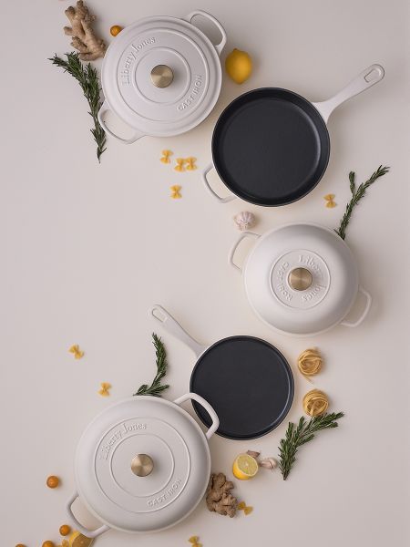 Сковорода блинная чугунная 24 см из коллекции 'Шеффилд', молочная Liberty Jones