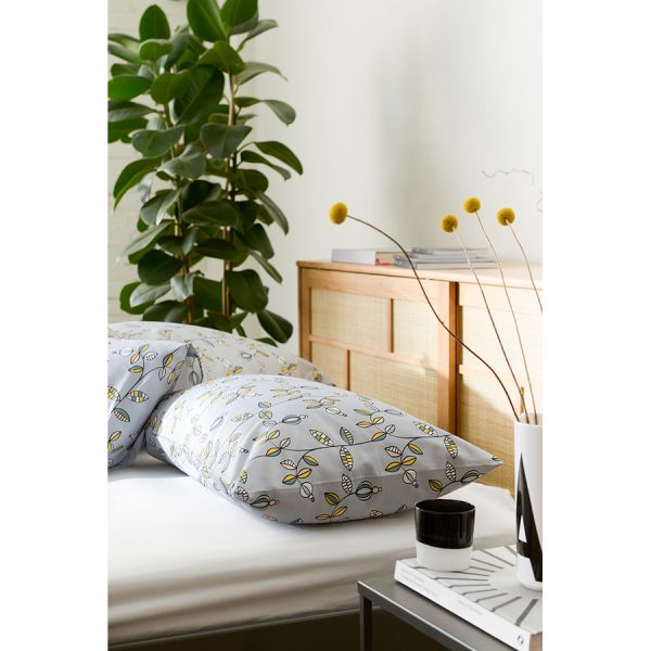 Набор из двух наволочек из сатина с принтом 'Ягоды тайги' из коллекции russian north 50х70 см