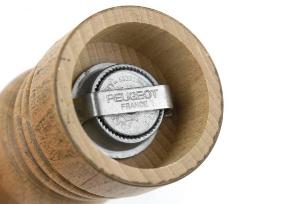 Мельница для перца PEUGEOT Paris 18 см материал бук