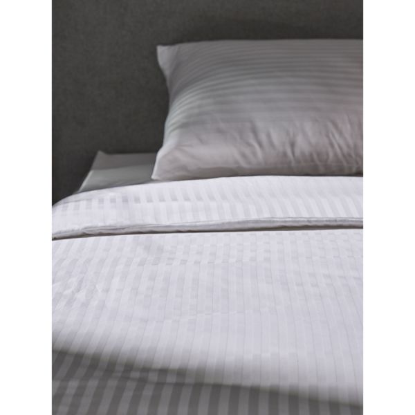 Простыня на резинке из страйп-сатина из коллекции essential, 180х200х30 см Tkano