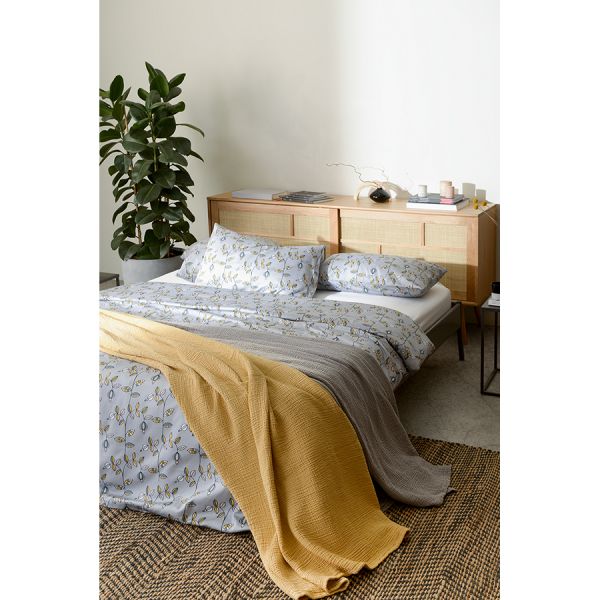 Комплект постельного белья из сатина с принтом 'Ягоды тайги' из коллекции russian north 150х200 см