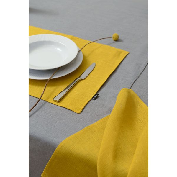 Салфетка под приборы из стираного льна горчичного цвета из коллекции essential 35х45 см