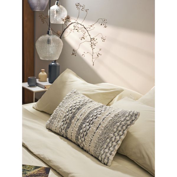 Набор из двух наволочек из сатина серо-бежевого цвета с брашинг-эффектом из коллекции essential Tkano