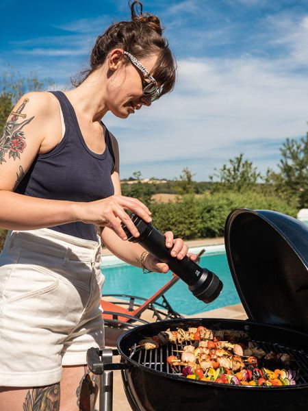 Мельница для перца с подсветкой деревянная 30 см, графит, BBQ, 41526, PEUGEOT,