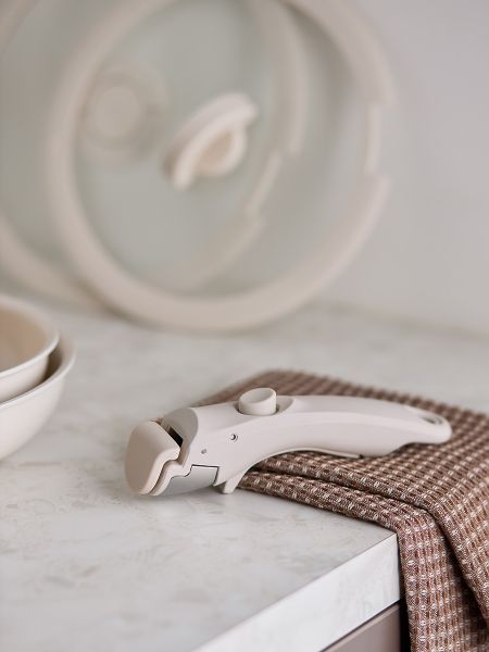 Набор посуды для приготовления со съемной ручкой smart ceramic, 7 предметов, цвета топленого молока Smart Solutions
