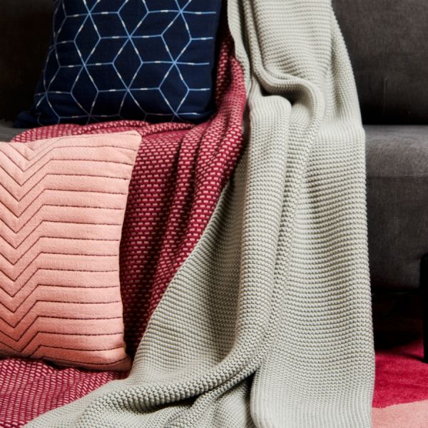 Подушка декоративная cтеганая из хлопка цвета пыльной розы из коллекции ethnic, 45х45 см Tkano