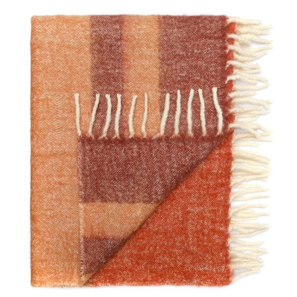 Плед мохеровый over horizon терракотового цвета из коллекции trendy ruffles, 130х180 см Tkano